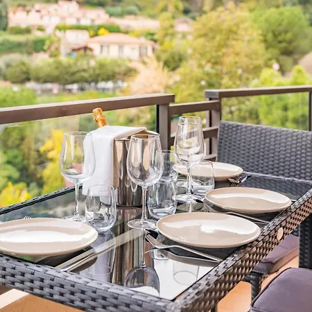Apartmán 5mn Monaco - Vue - Parking - Piscine - Bb
