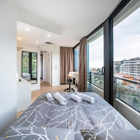 Apartment 5mn Monaco - Vue - Parking - Piscine - Bb